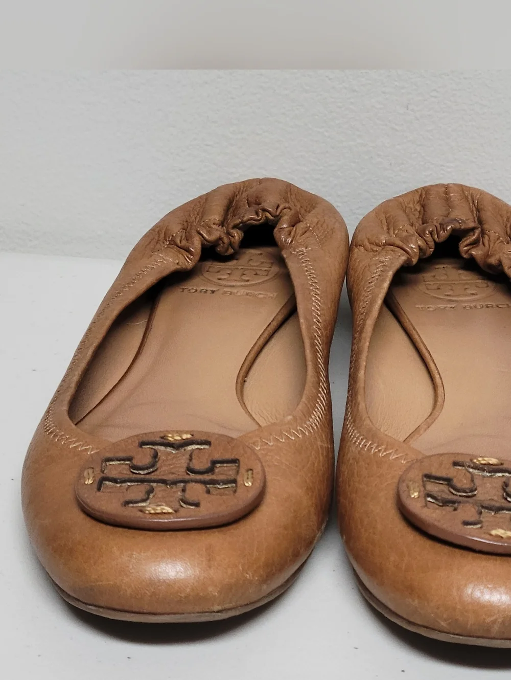 Tory Burch Reva Royal Tan Logo Ballet Flats Size 7M. - Picture 6 of 12
